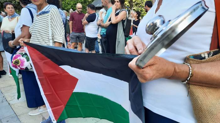 Palestinaren aldeko burrunba 14 1757102603479