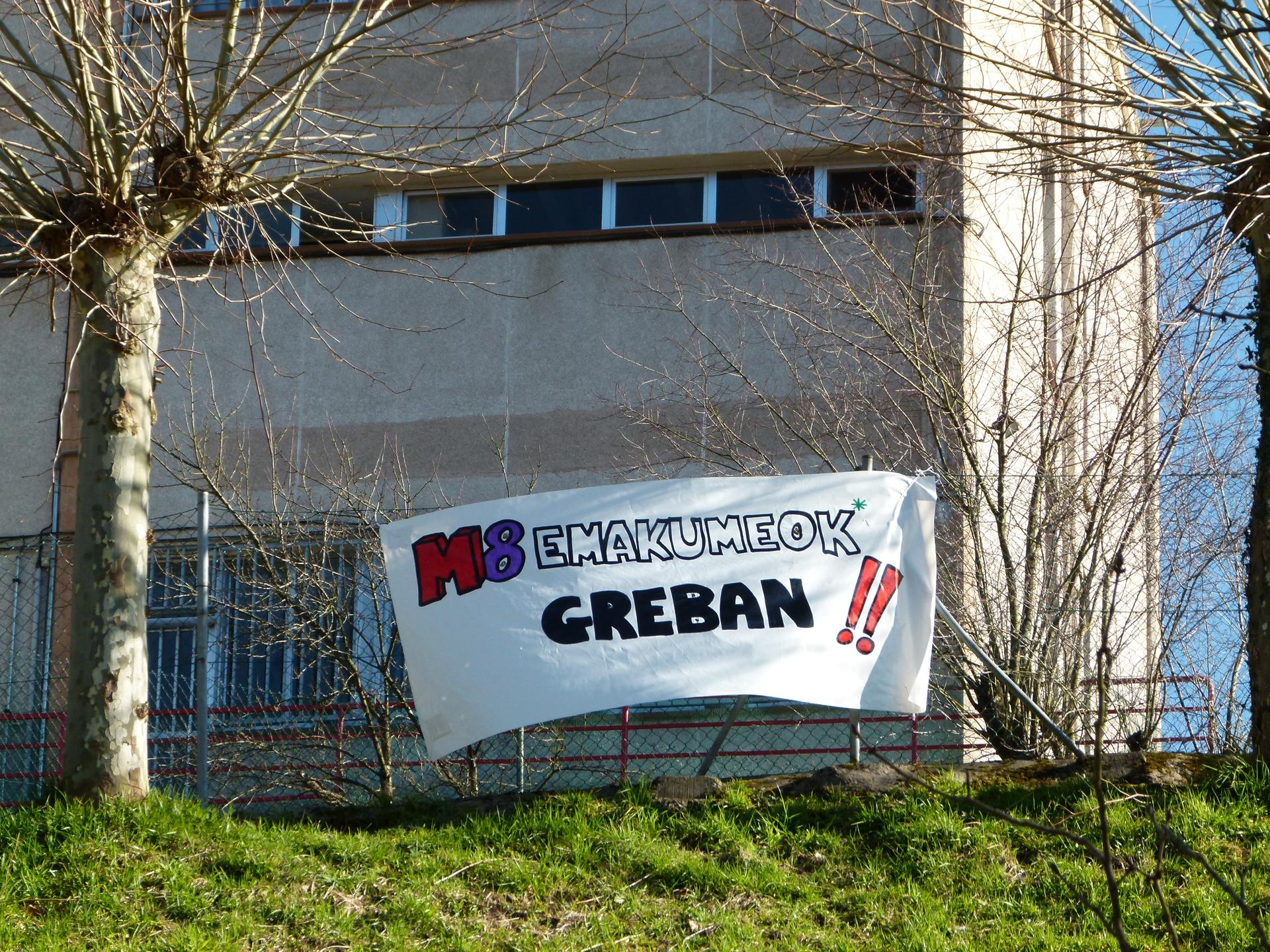 Greba feministak erabateko jarraipena izan du Laudio Ikastolan