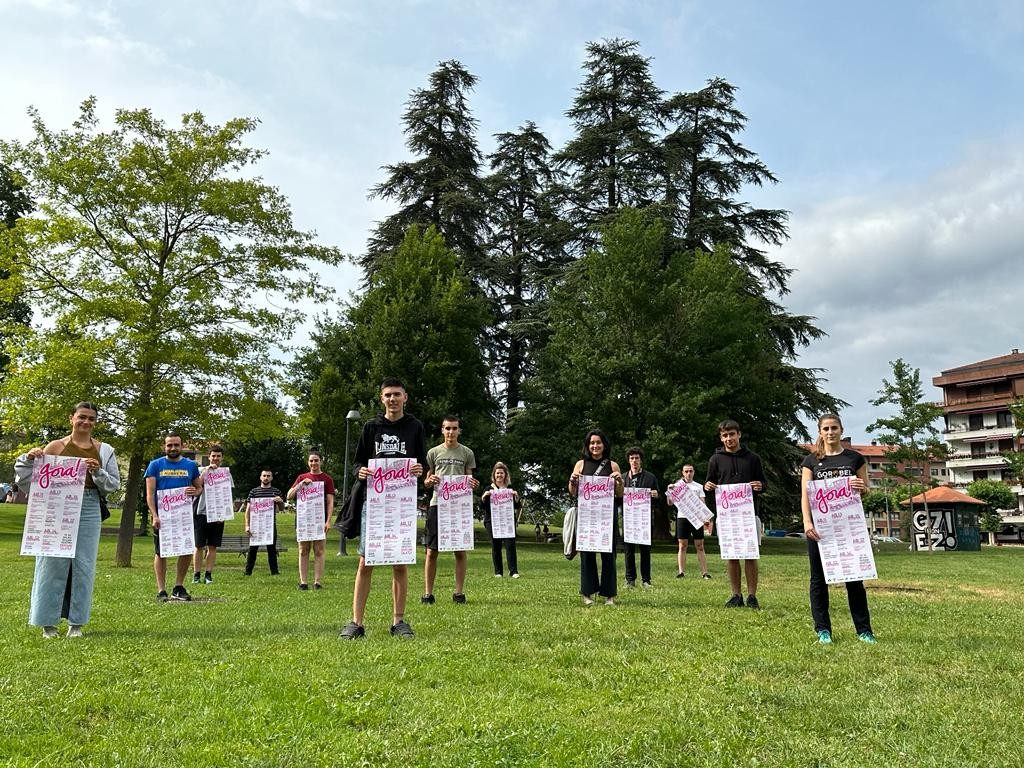 Ekintza zaparrada prestatu du Amurrioko Jai Herrikoien Aldeko Batzordeak