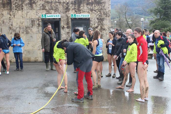 Ehunka lasterkarik bete ditu 2 1518370858044