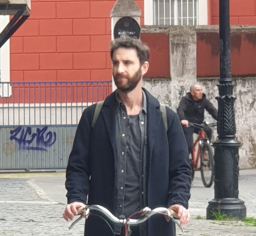 Dani Rovira antzezlearen hurrengo pelikula grabatzen ari dira Urduñan