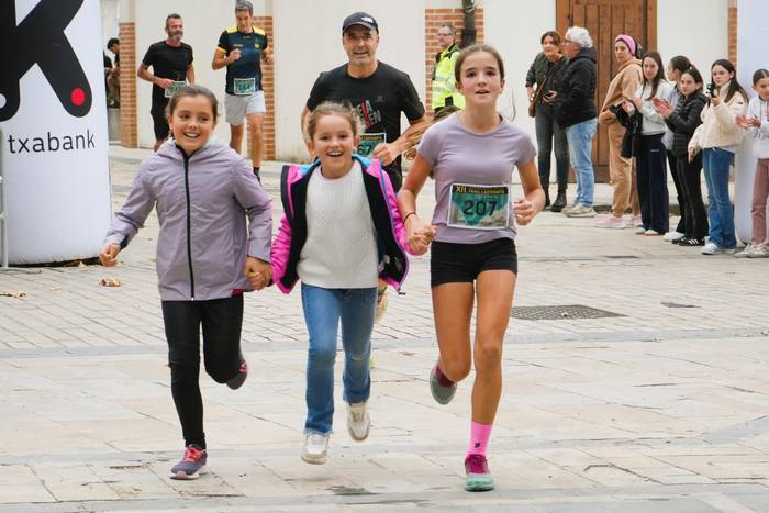 Hirurehundik gora korrikalar 66 1761471936511