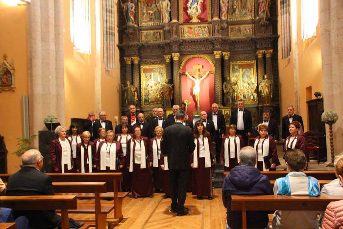 Jendetza eta giro ona nagusi 73 1494849559294