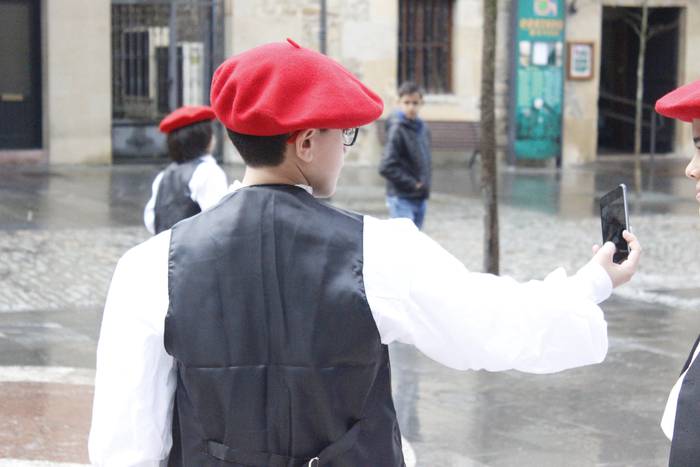 Dantzari Egunak herriguneko  90 1521468561721