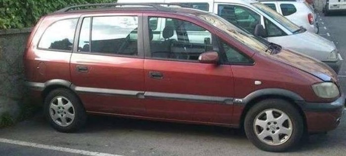 Lapurtutako ibilgailu baten bila ari dira Okondon