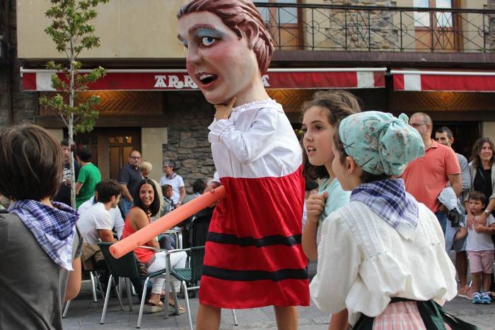 Txupina jaurtita hasi dira O 26 1504206270173