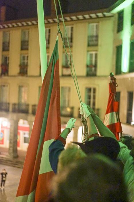 Danbor hotsekin eta ikurriña 41 1777382362965