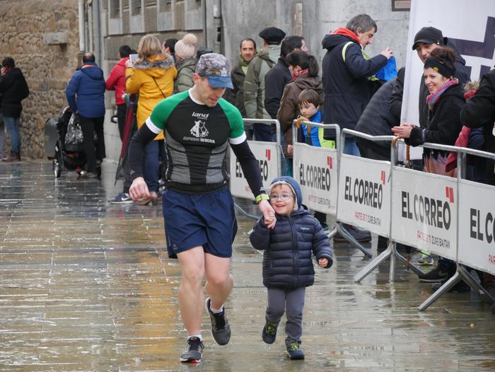 Ehunka lasterkarik bete dute 295 1549206638226