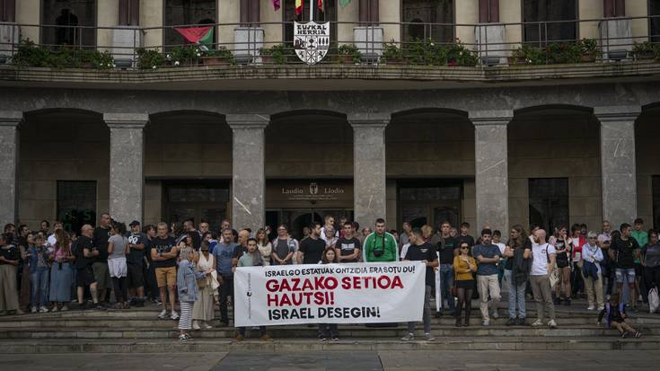 Global Sumud Flotillaren aurkako erasoak protesta eta mobilizazioak piztu ditu Aiaraldean