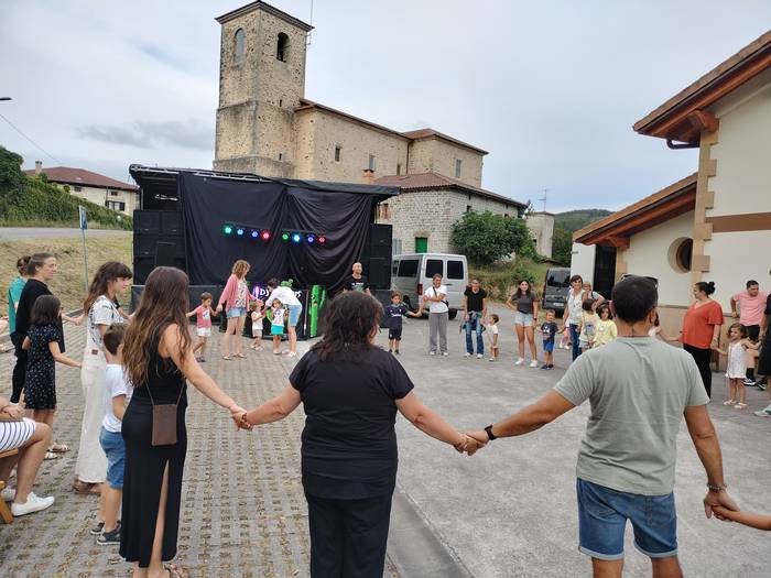 Zuhatzako jaietan ez zuten a 28 1753089979643