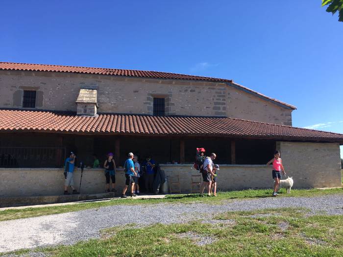 Eguzkia lagun, jende ugari b 4 1501332285844