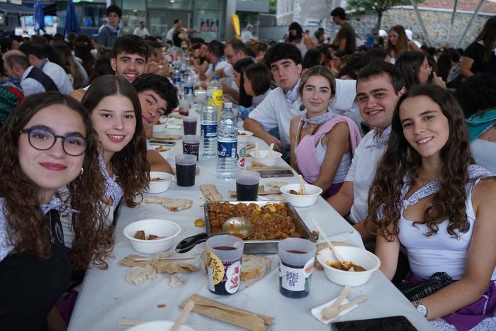 Kuadrillen protagonismoa nag 60 1756306639297