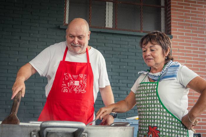 Ehunka lagun bildu dituzte j 20 1757018374078