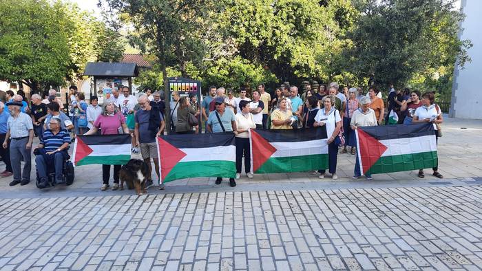 Palestinaren aldeko burrunba 12 1757102600743