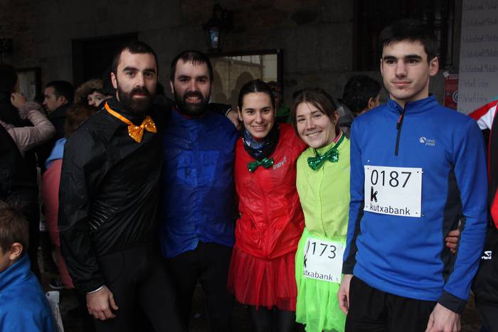 350 lagunetik gora batu dira 17 1514737317553