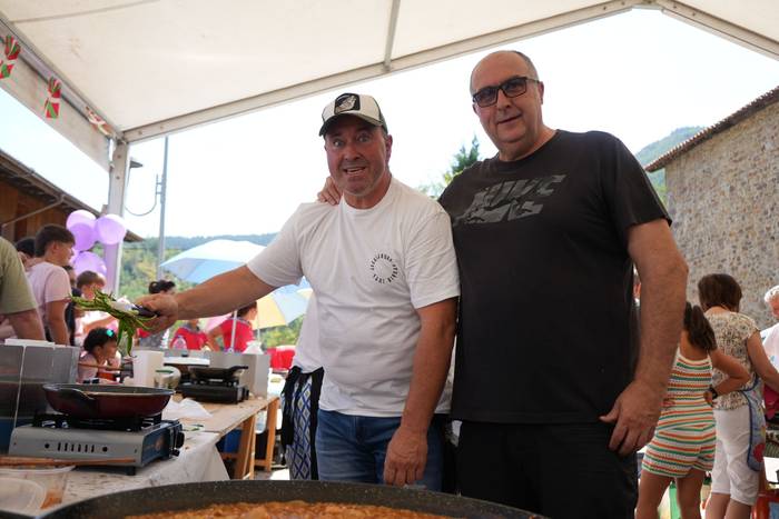 Paella txapelketarekin eta K 23 1755976623310