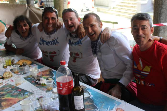 Gaztetxeko eta antzinako jai 54 1502897752921