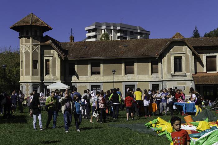 Mila herritar baino gehiago  42 1507545504417