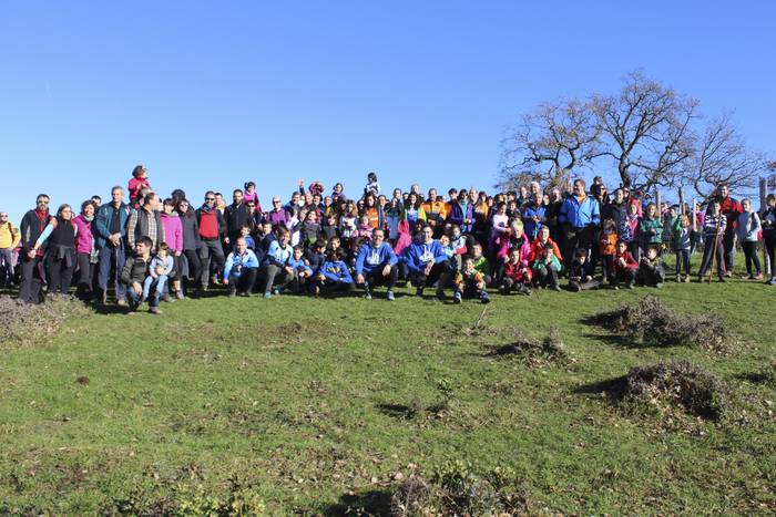 400 lagunen laguntzaz Babio  41 1514122931400