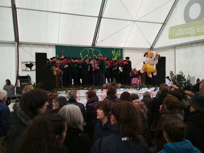 Baserria herrigunera jaitsi  11 1517785362199