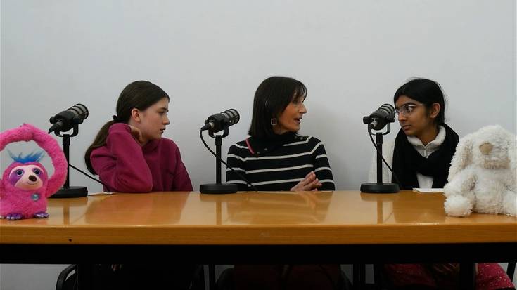Eramus+ programari buruz solasean Laudio Institutuko ikasleen eta irakasleen artean