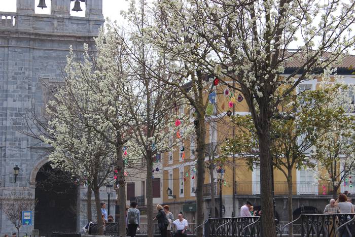 Asteburuan jarraitu zuten Ma 25 1489572105714