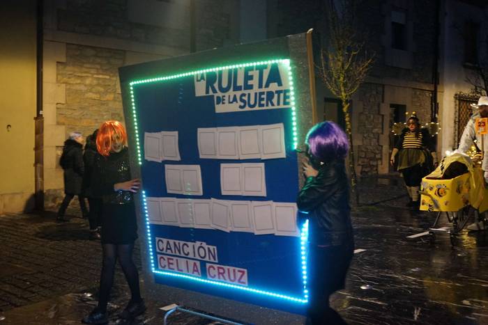 Irudimenez bete dituzte Amur 11 1771098545707