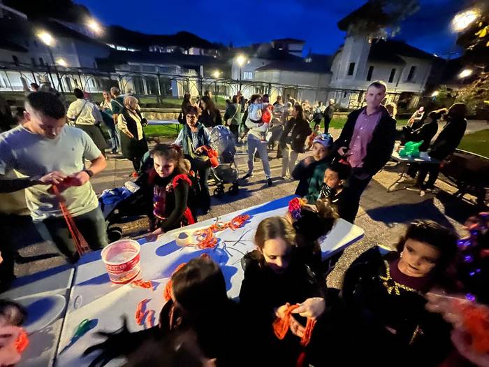 Aiaraldeko hamaika txokotara 84 1762008815233