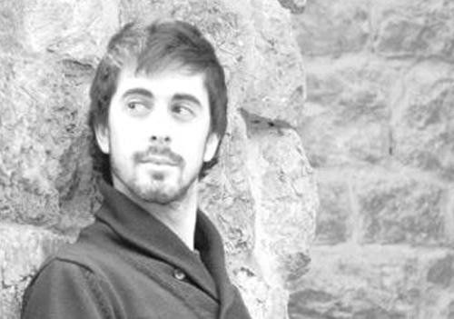 "Pianoak diziplina handia exijitzen du eta frustrazioa kontrolatu behar da momentu askotan"