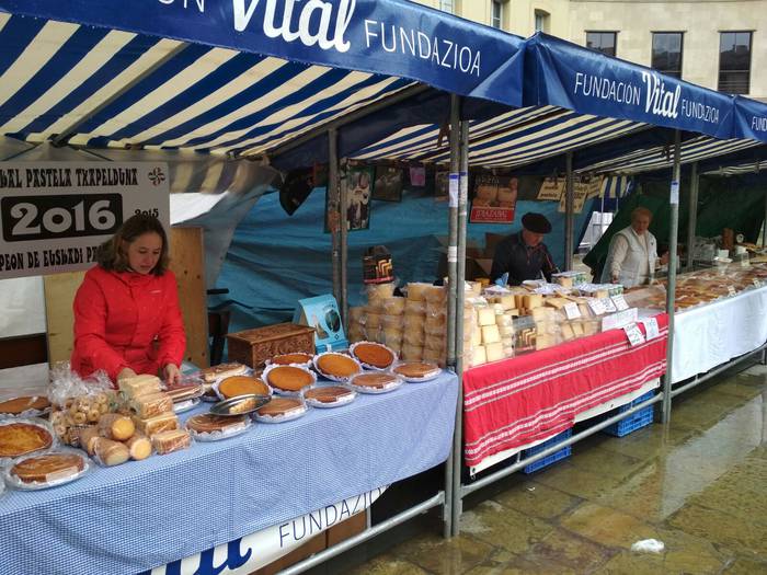 Ehunka lagunek berotu dute D 9 1521813757576