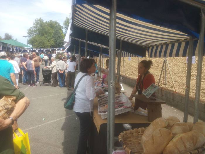 San Isidro Azokak jende ugar 15 1494851653757