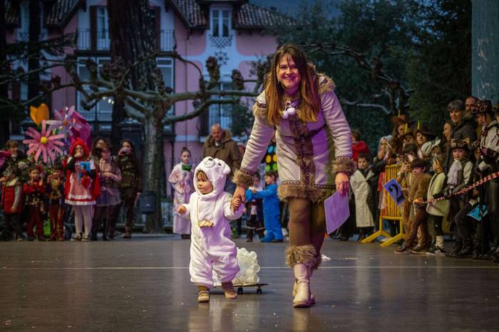 Carnesto oilarraren konpaini 8 1771098578833