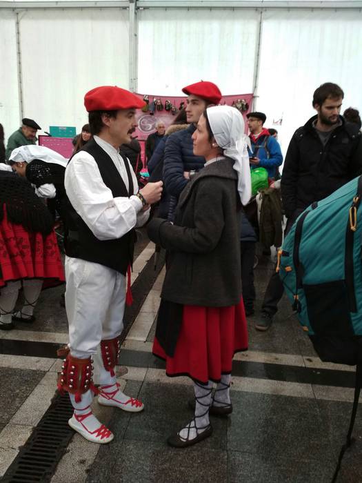 Baserria herrigunera jaitsi  26 1517785457147