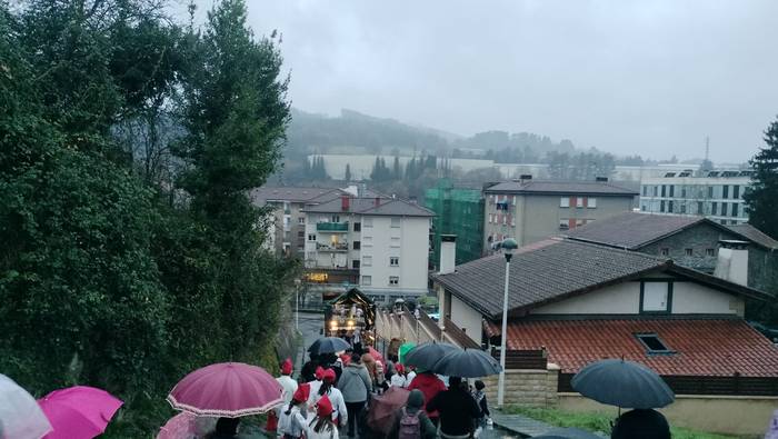 Aretako familia mordoa egon  7 1766616526598