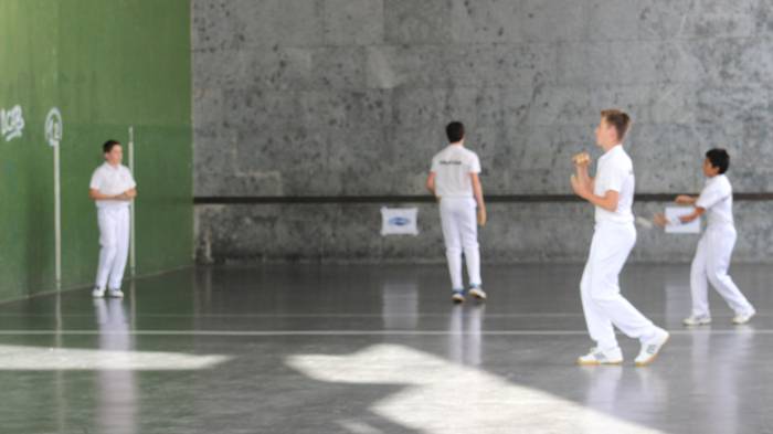 Txupina jaurtita hasi dira O 41 1504243244913