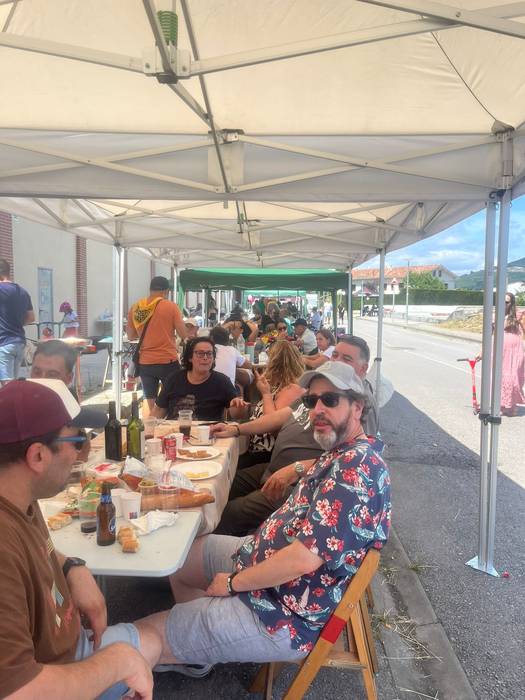 Paella, tortilla eta jokoak  17 1754350551909