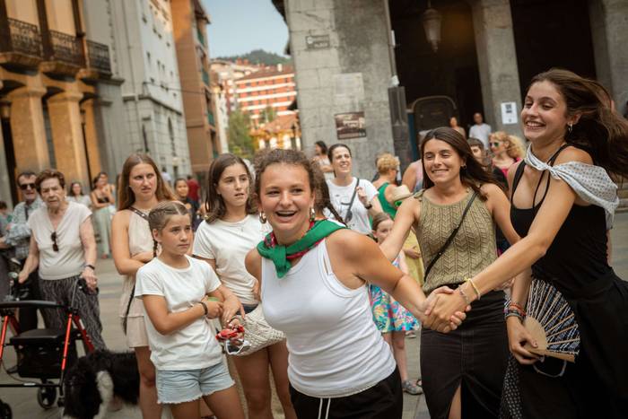 Arteon abesbatzaren pregoiak 35 1755203558932