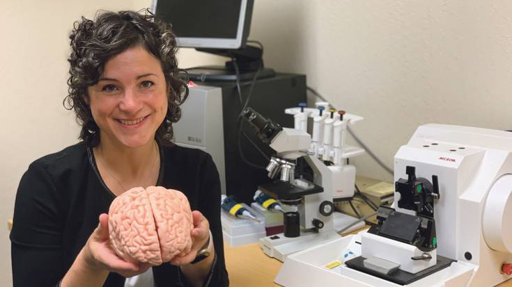 “Nobel Saria duten zientzialariekin lan egiteko aukera izan dut Stanfordeko Unibertsitatean”