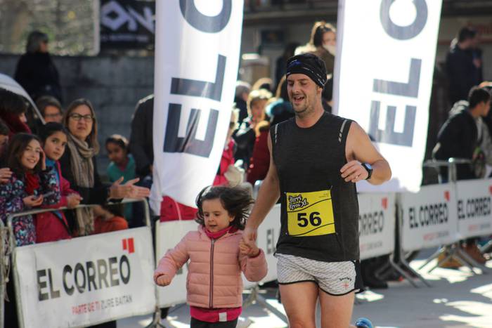 300 korrikalari baino gehiag 94 1517150511358