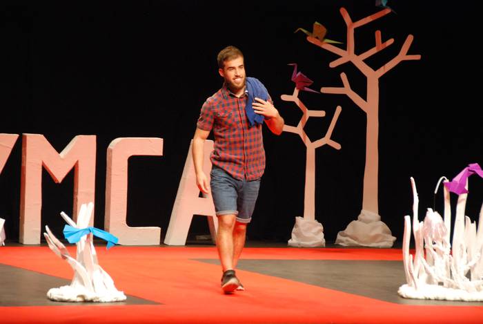 Haurrez bete zituen kaleak A 2 1491818123563