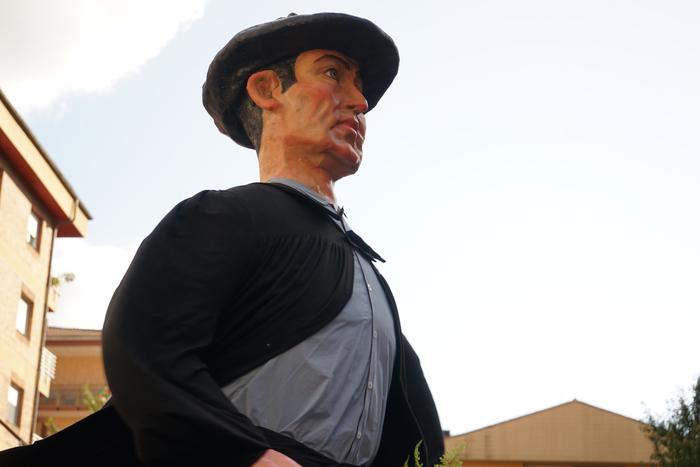 Erraldoien topaketak familie 16 1756405418533