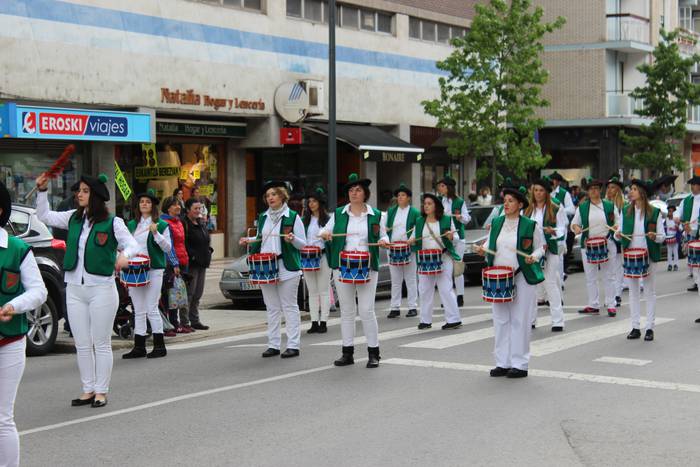 Ehunka umek zabaldu dute dan 27 1493310896708