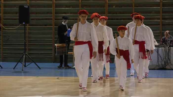 Itxarkundia taldeak Gabonetako erakustaldia egin du Laudion - 3