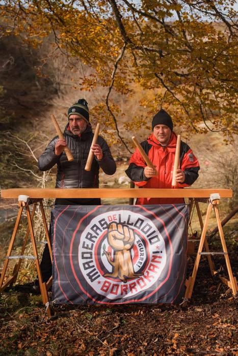 Gorobel Ibilaldiak ehuna men 76 1762257295432