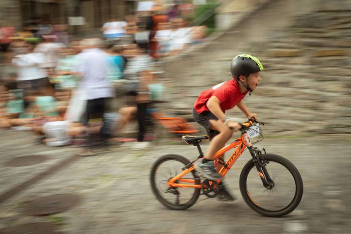 Bizikletak irudimenez jantzi 40 1757325758595