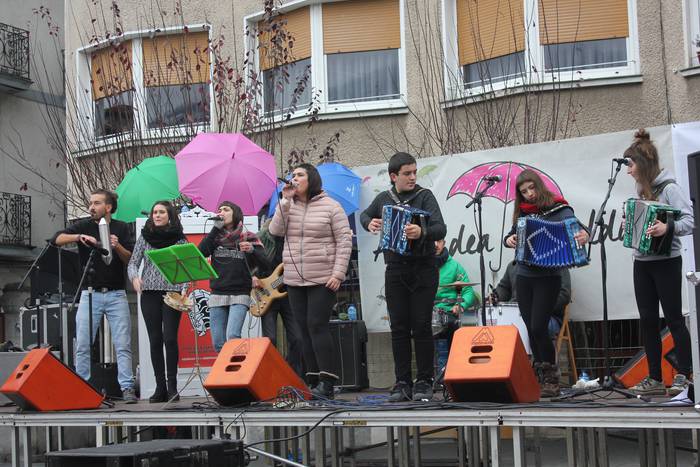 Ahobizi eta Belarripresten topaketa
