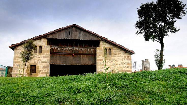 Olentzeroren etxea bisitatzeko txangoa