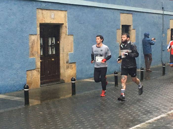 350 lagunetik gora batu dira 51 1514738409440