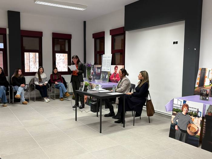 Okondoko emakumeen historia, 27 1763923647290