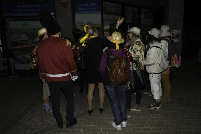 Mozorro koloretsuek ziprizti 26 1488201633378